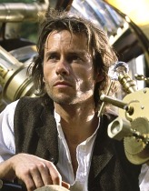 Guy Pearce in THE TIME MACHINE